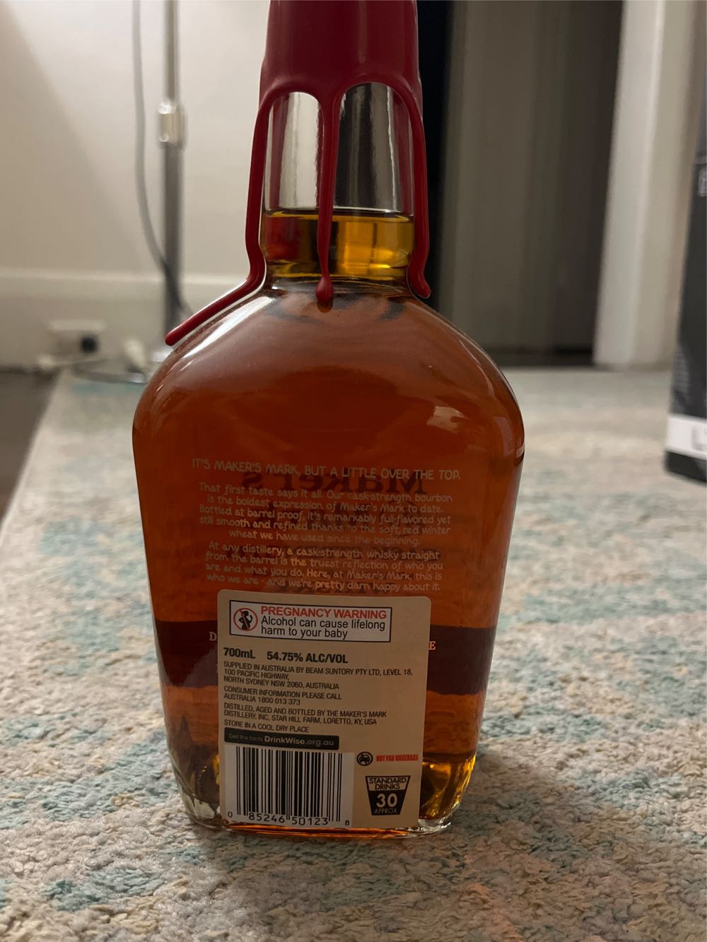 Maker’s Mark Cask Strength Bourbon Whisky Batch 700ml Makers - Maker’s Mark Distillery (700 mL) alcohol collectible [Barcode 085246501238] - Main Image 2