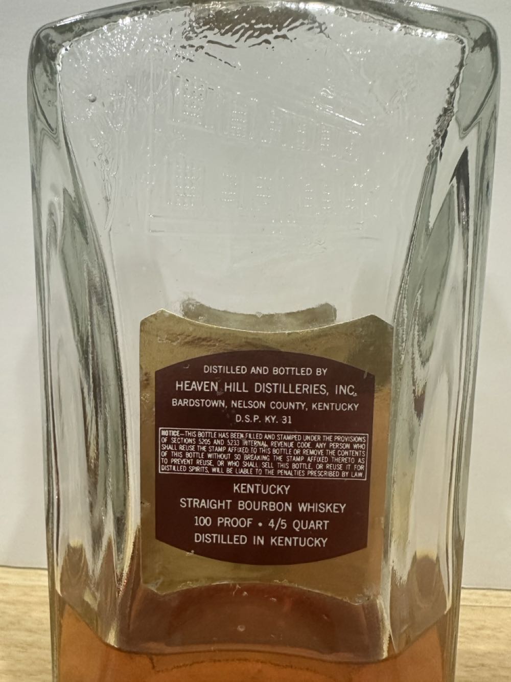 Old Heaven Hill Decanter 1963 - Heaven Hill Distillery (750 mL) alcohol collectible - Main Image 3