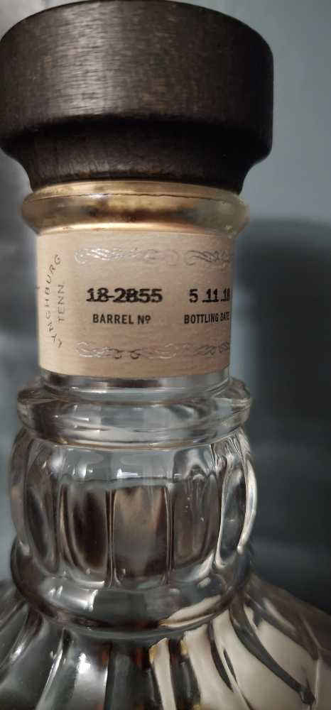 Jack Daniel’s Single Barrel Select - Jack Daniel Distillery (750 mL) alcohol collectible [Barcode 082184087008] - Main Image 3