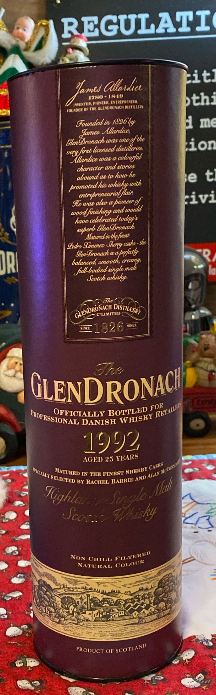 Glendronach And For 25 Information Item Year Old Whisky - Glendronach Distillery (750 mL) alcohol collectible [Barcode 5060399685818] - Main Image 2