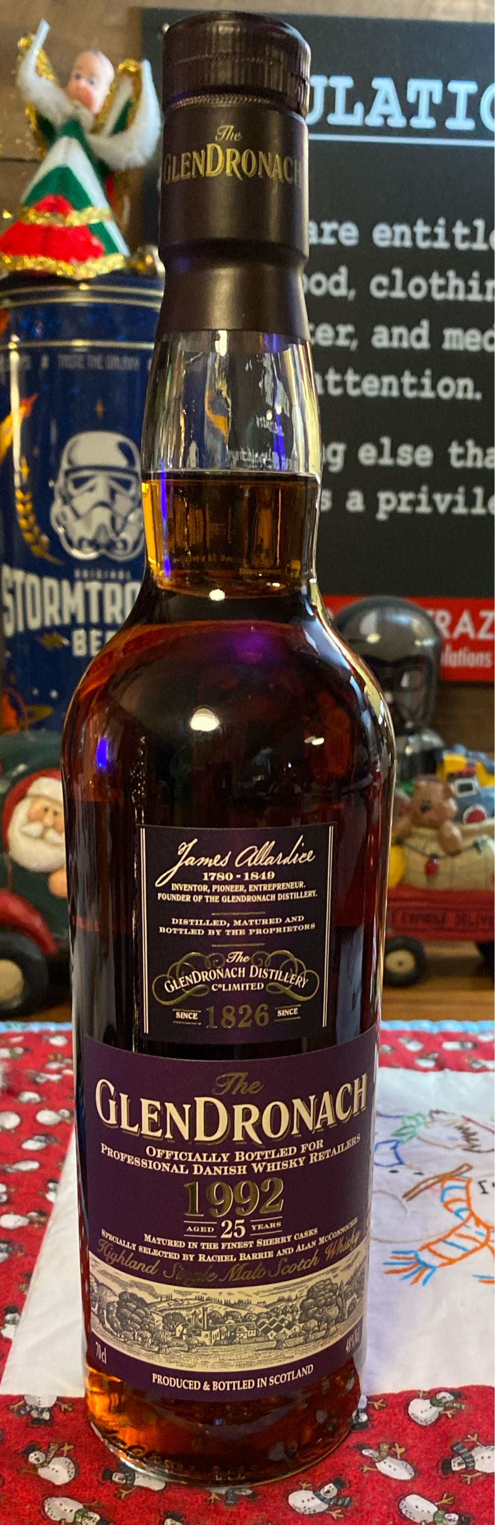 Glendronach And For 25 Information Item Year Old Whisky - Glendronach Distillery (750 mL) alcohol collectible [Barcode 5060399685818] - Main Image 3