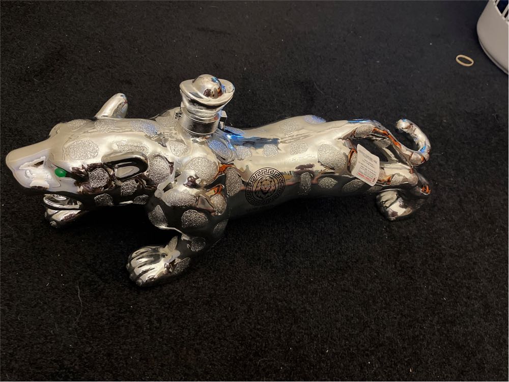 Lion Head French Whiskey Jaguar Whisky 1.75l 1.75 Silver  alcohol collectible [Barcode 687051836538] - Main Image 2