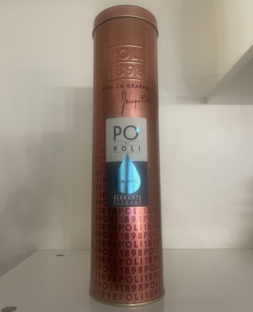Po’ Di Poli Elegante - Poli Distillerie (700 mL) alcohol collectible [Barcode 8014115000338] - Main Image 2