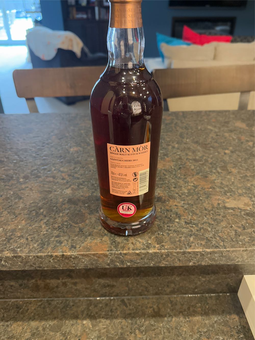 Carn Nor  (750 mL) alcohol collectible [Barcode 5060109229042] - Main Image 2