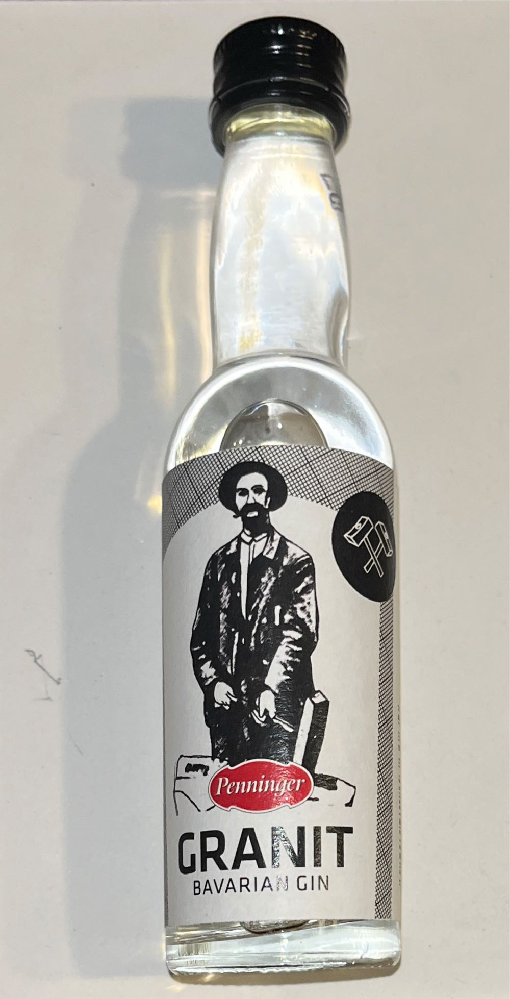 Penninger Granit Bavarian Gin - Hausbrennerei Penninger (40 mL) alcohol collectible [Barcode 4001052136064] - Main Image 2