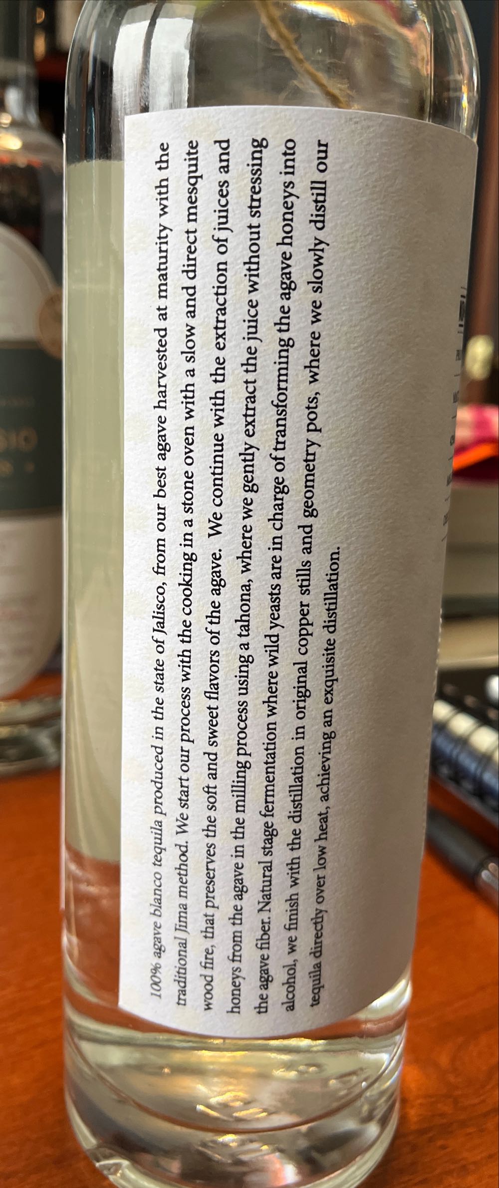 Amatitena Blanco Tequila Blanco - NOM 1477 (750 mL) alcohol collectible [Barcode 829782000110] - Main Image 3