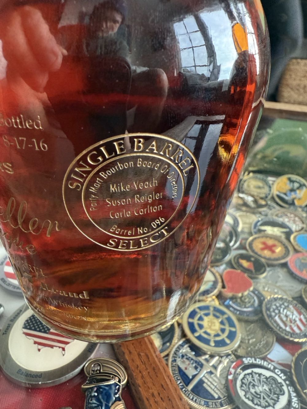 Old Weller Antique Etched Set 2016 - W L Weller And Sons (750 mL) alcohol collectible - Main Image 2