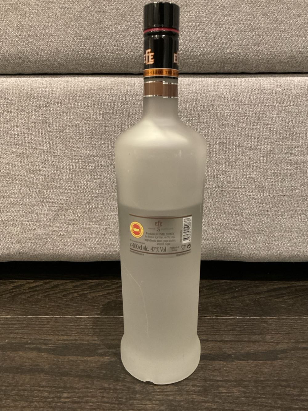 Raki - Efe Triple Distilled  alcohol collectible [Barcode 8682392500737] - Main Image 2