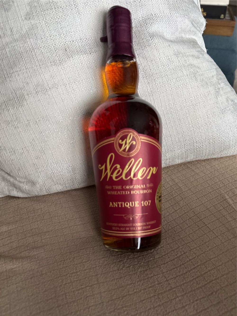 Weller Antique (Bourbon Cartel - Buffalo Trace Distillery (750 mL) alcohol collectible - Main Image 3