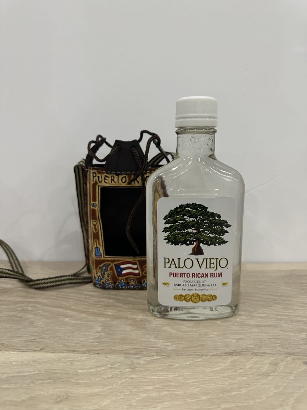 Palo Viejo White 200ml Rum - Barcelo Marques & Co. (200 mL) alcohol collectible [Barcode 082301878397] - Main Image 2