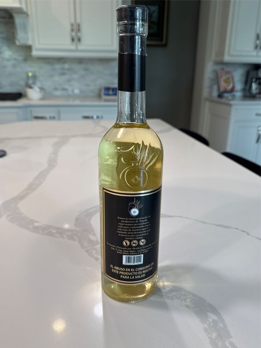 G4 Extra Añejo 750 Ml - NOM 1579 alcohol collectible [Barcode 7503018079042] - Main Image 3