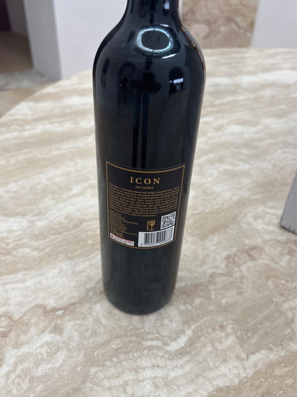 Chateau Yaldra Icon - Chateau Yaldra alcohol collectible [Barcode 9350277009833] - Main Image 2