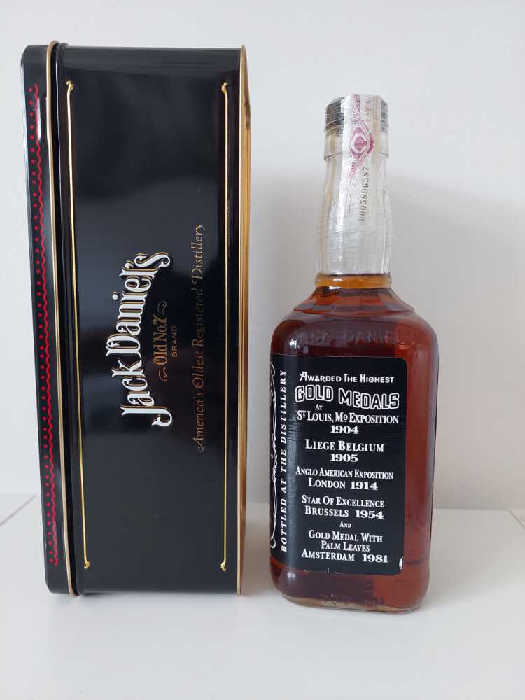 Jahresdose 1997  (700 mL) alcohol collectible - Main Image 2