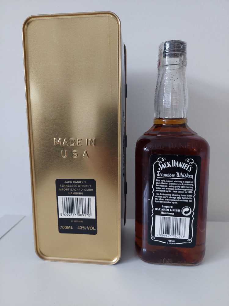 Jahresdose 1997  (700 mL) alcohol collectible - Main Image 3