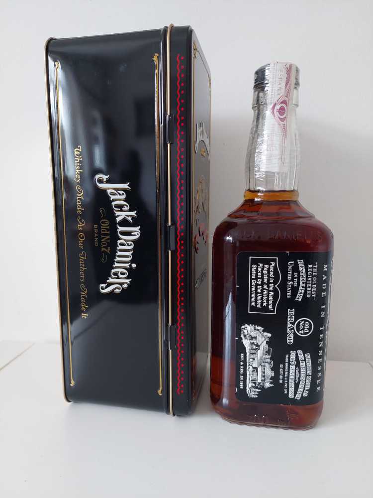 Jahresdose 1997  (700 mL) alcohol collectible - Main Image 4