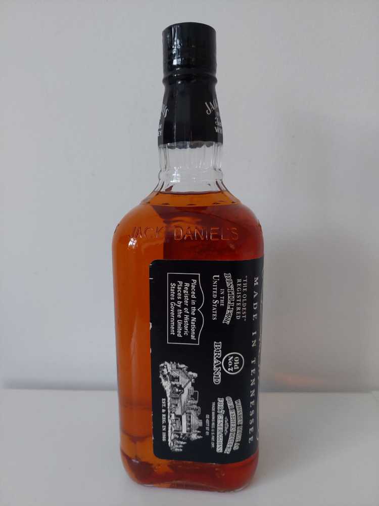 Black Label  (1000 mL) alcohol collectible - Main Image 4