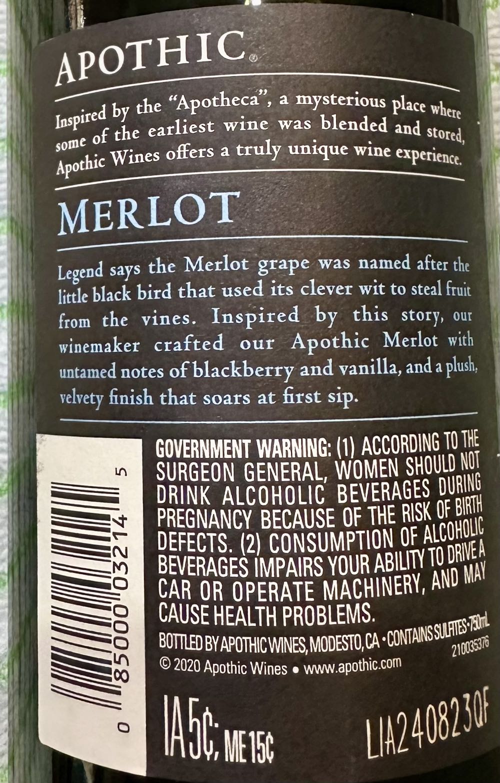 Apothic Merlot - Apothic Wines (750 mL) alcohol collectible [Barcode 085000032145] - Main Image 3