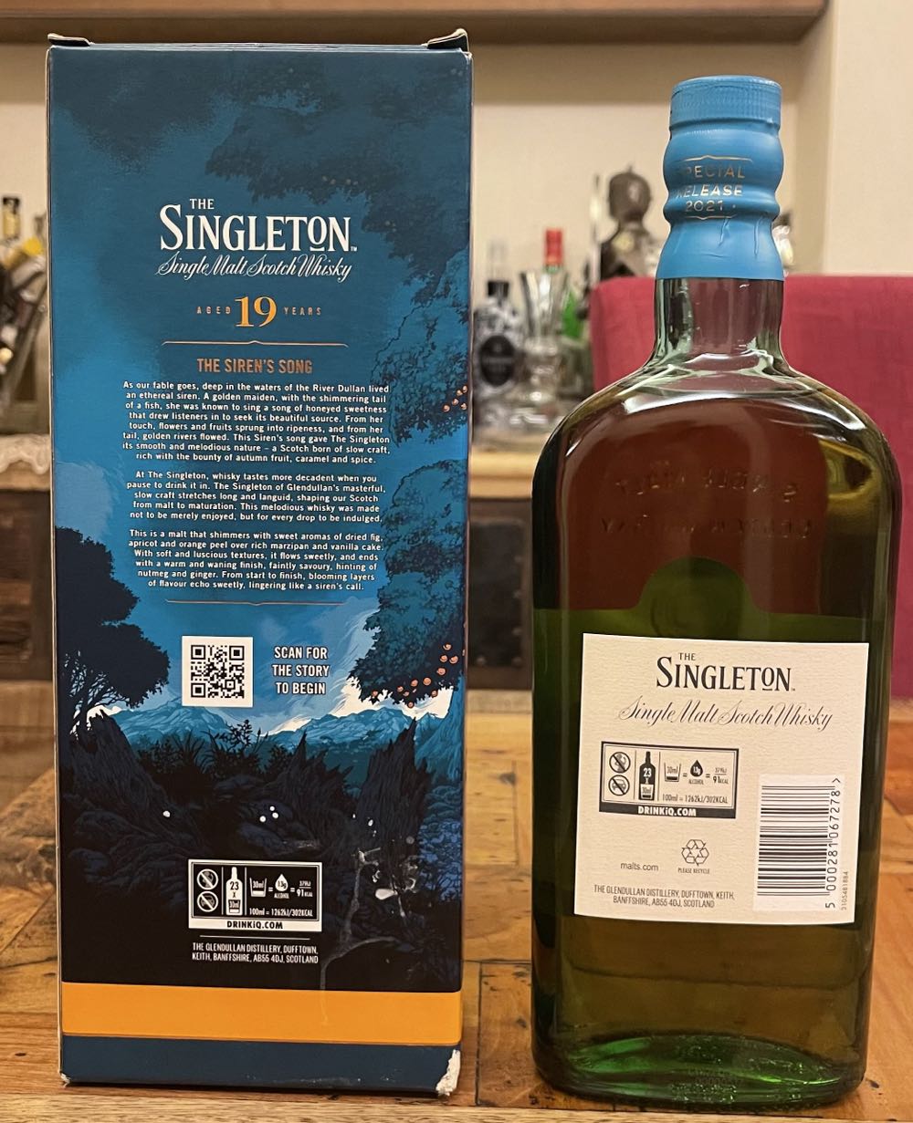 SINGLETON 19y 2021 Special Release Speyside Single Malt Scotch Whisky - The Glendullan Distillery (700 mL) alcohol collectible [Barcode 5000281067278] - Main Image 2