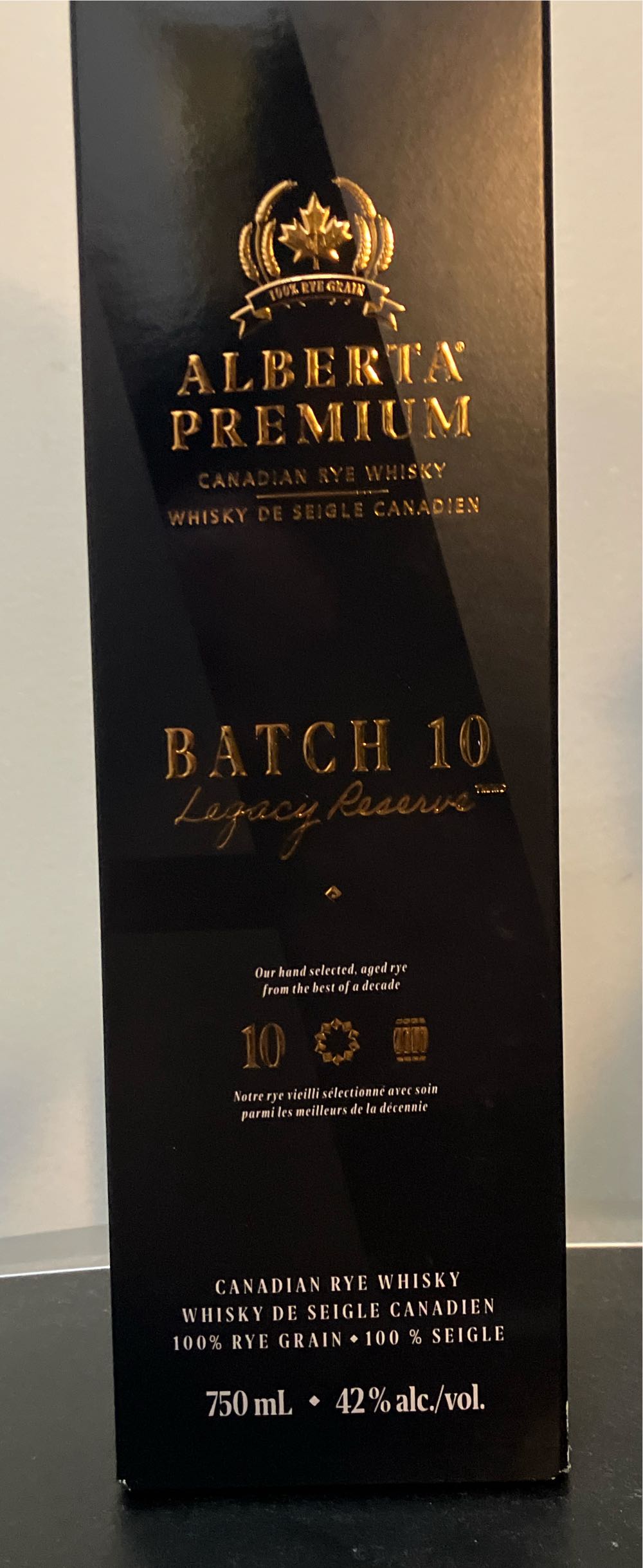 Alberta Premium Batch 10 Legacy Reserve Canadian Rye ... - Alberta Distillers Limited alcohol collectible [Barcode 080686007876] - Main Image 2
