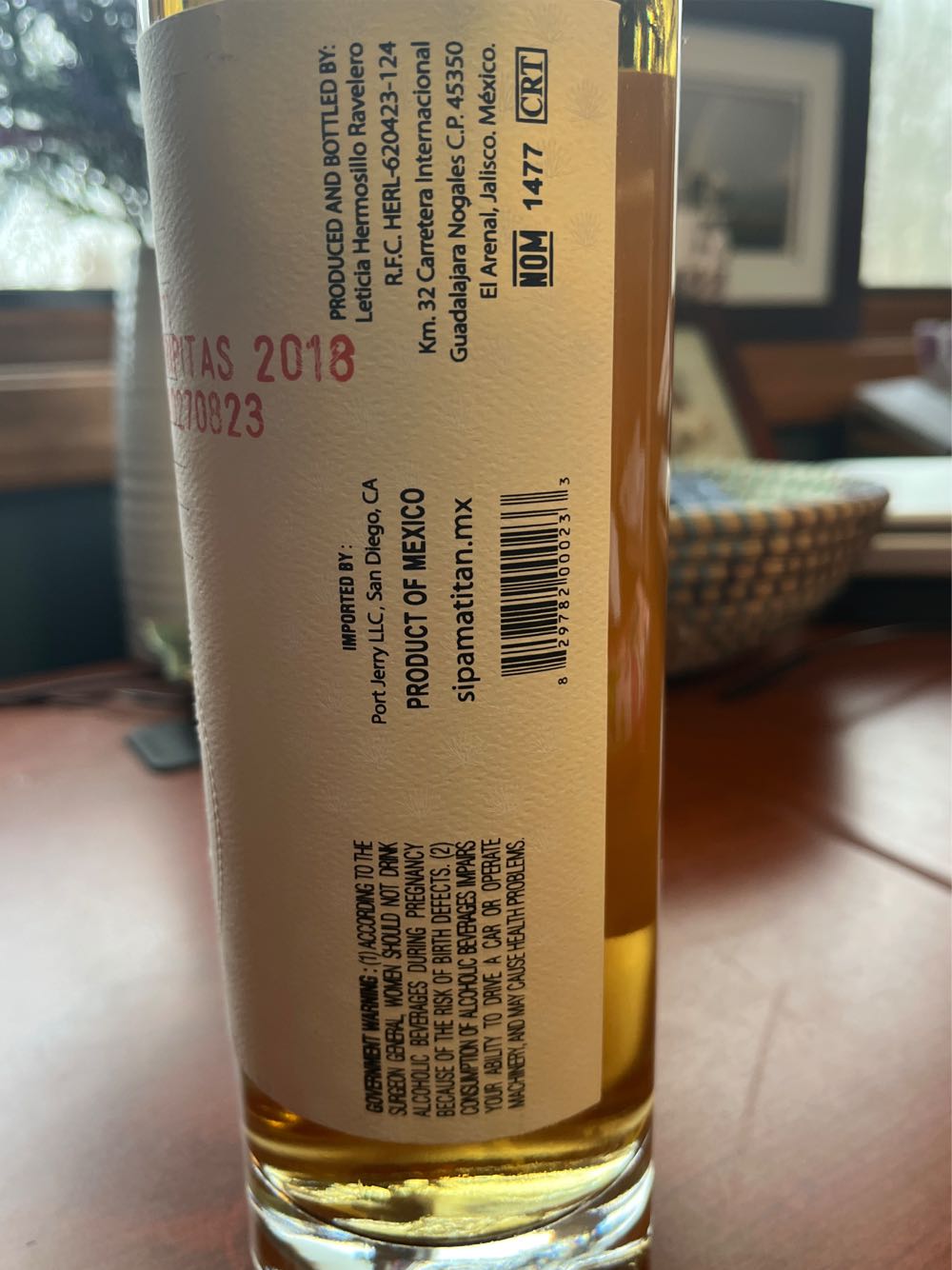 Amatitena Reposado Tequila 750ml - NOM 1477 alcohol collectible [Barcode 829782000233] - Main Image 2