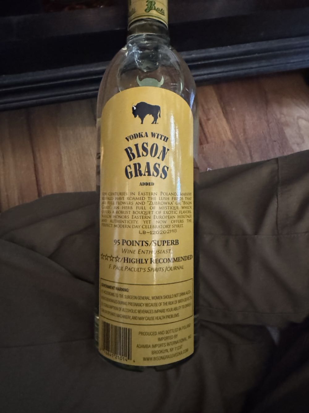 BAK’S ZUBROWKA - Baks (750 mL) alcohol collectible [Barcode 076841210144] - Main Image 2