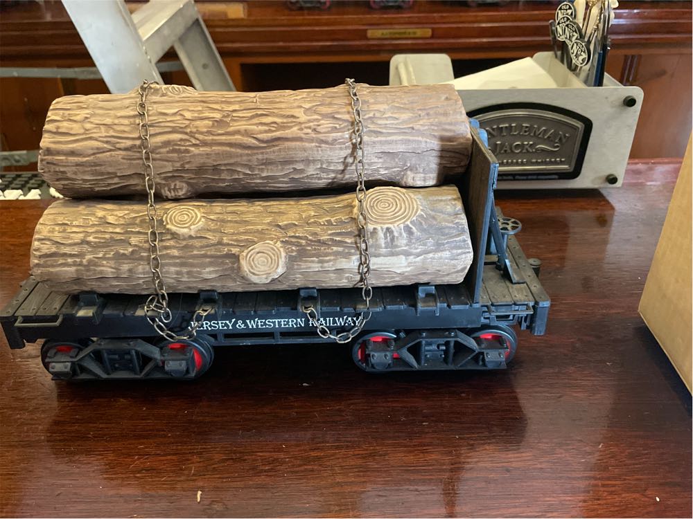 Jim Beam Log Car - Jim Beam Distillery (750 mL) alcohol collectible - Main Image 4