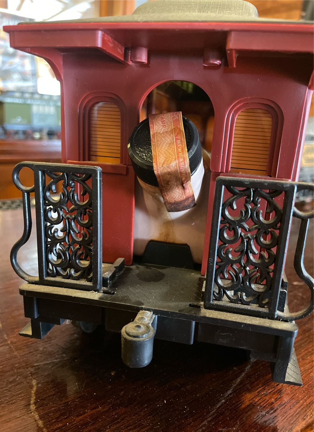 Jim Beam Dining Car - Jim Beam Distillery (750 mL) alcohol collectible - Main Image 4