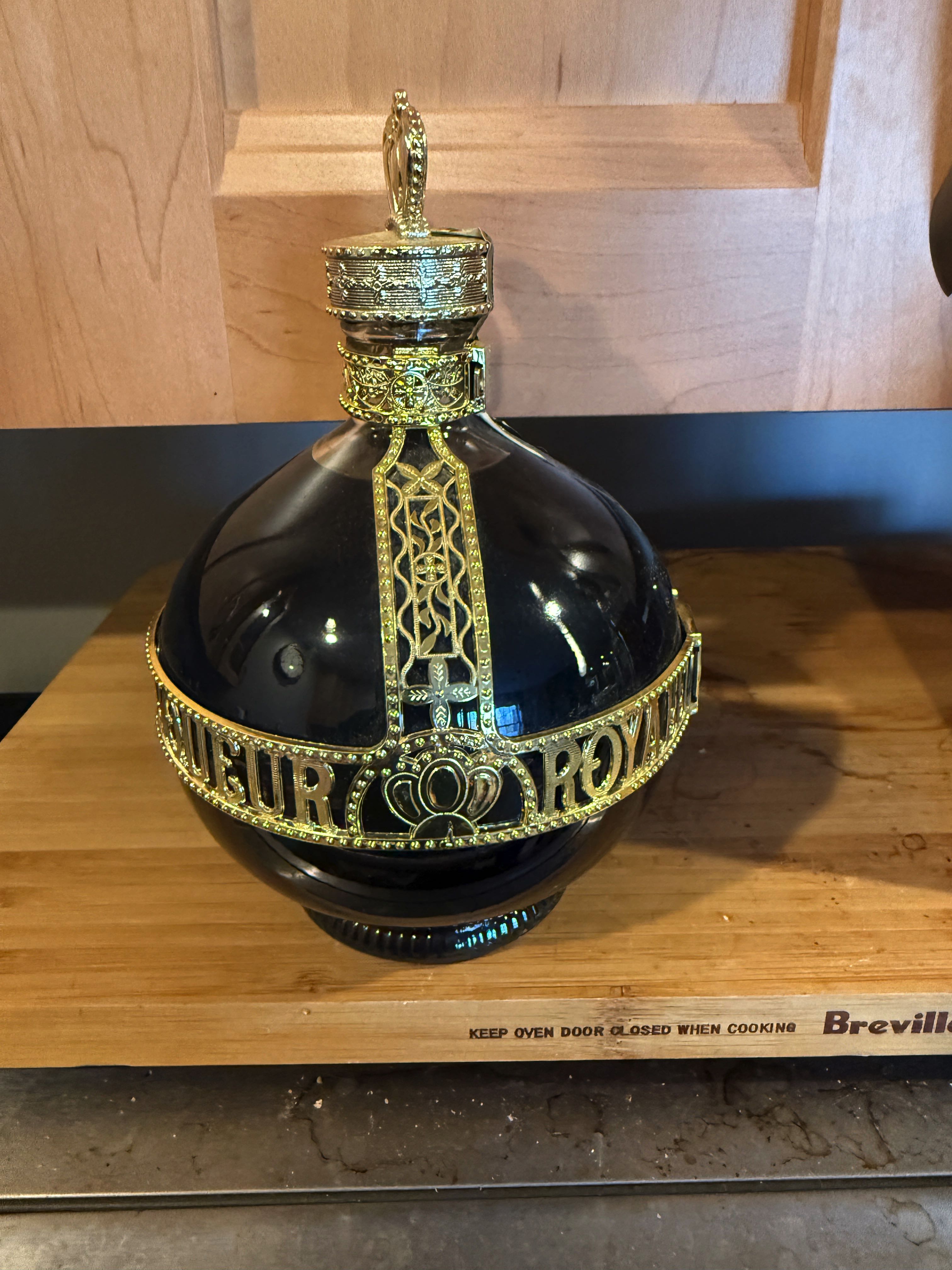 Chambord Raspberry Liqueur  (700) alcohol collectible - Main Image 2