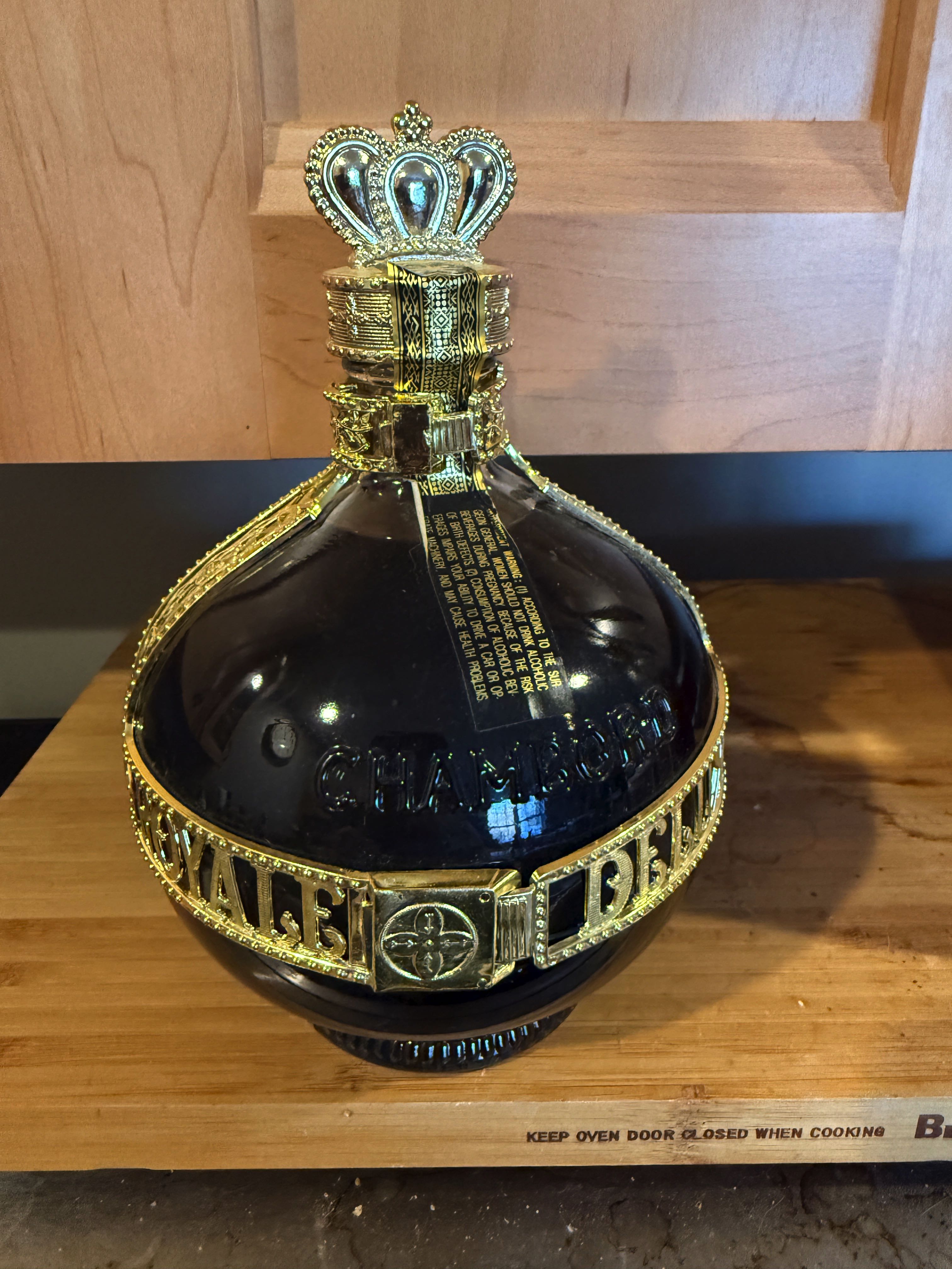 Chambord Raspberry Liqueur  (700) alcohol collectible - Main Image 3