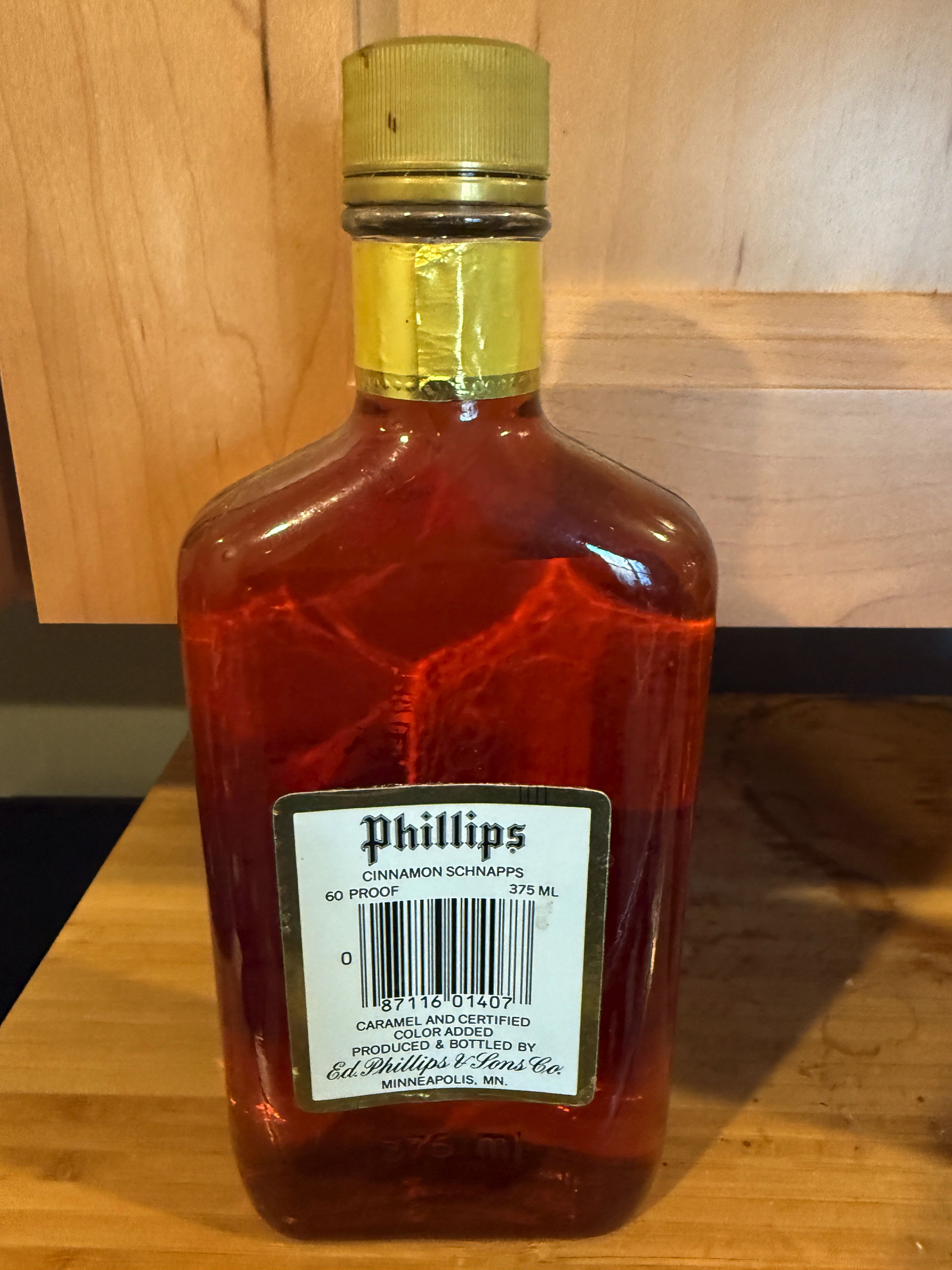 Phllips Cinnamon Schnapps - Ed Phillips & Sons (375) alcohol collectible - Main Image 2