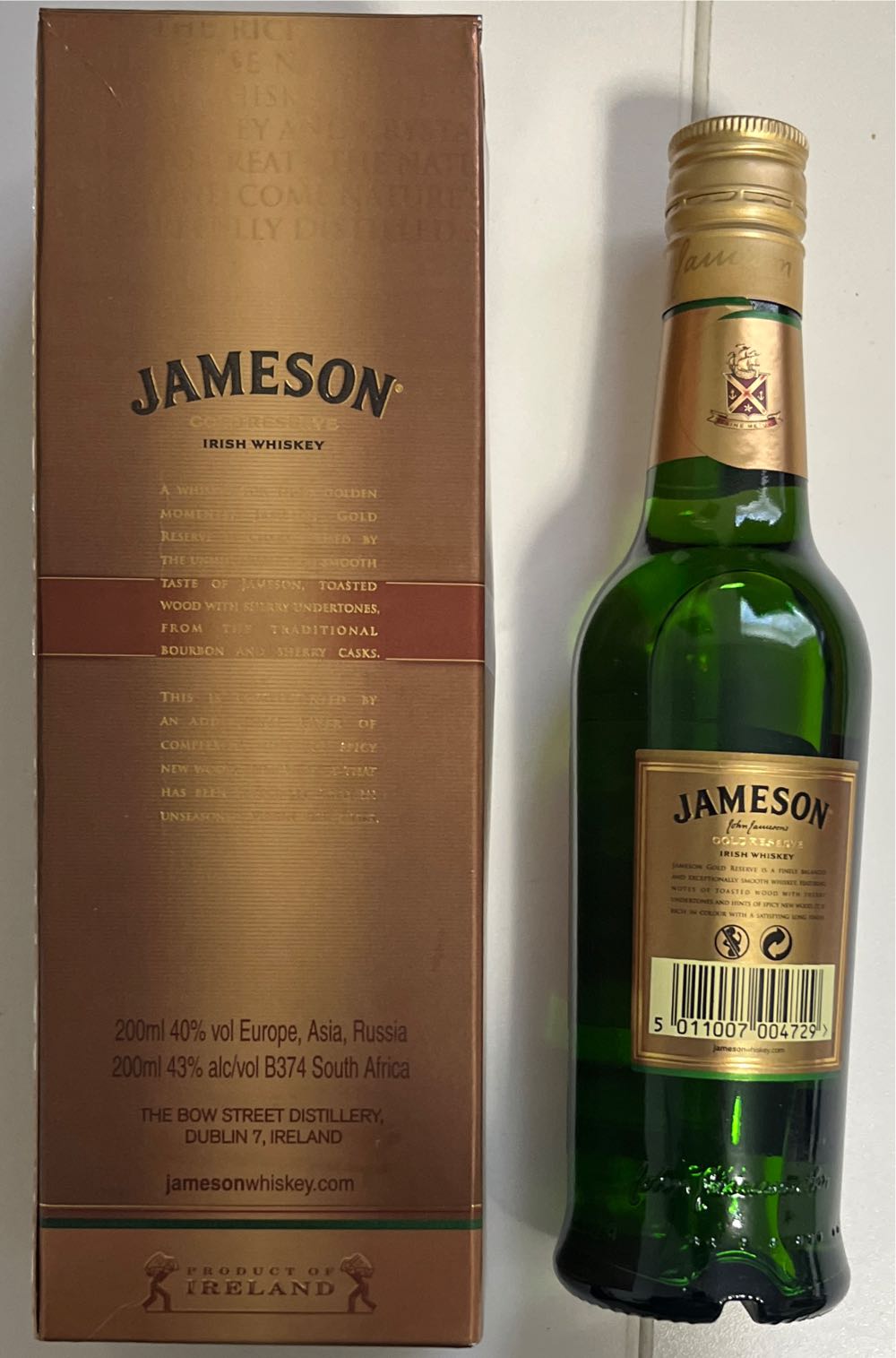 Jameson Gold Reserve - John Jameson & Son (200 mL) alcohol collectible [Barcode 5011007004729] - Main Image 2