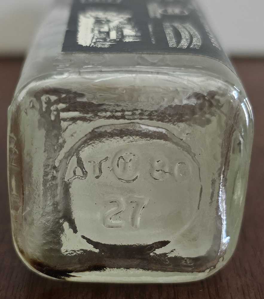 Old No 7 - Jack Daniel Distillery (50 mL) alcohol collectible - Main Image 4
