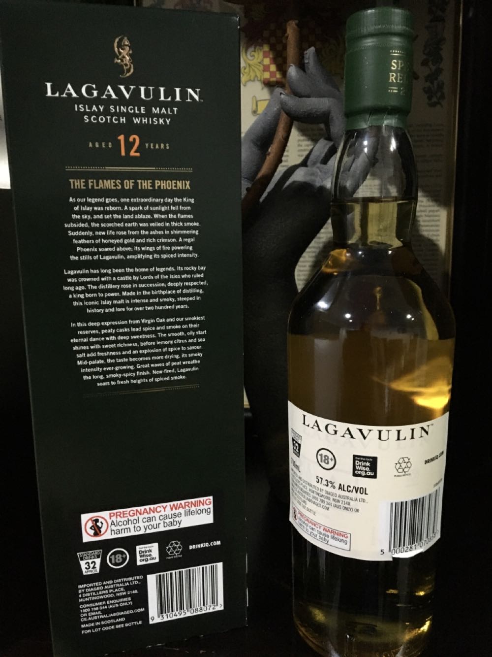 Lagavulin 12 Year Old Single Malt Special Release 700ml Scotch - Lagavulin Distillery (700 mL) alcohol collectible [Barcode 9310495088072] - Main Image 3
