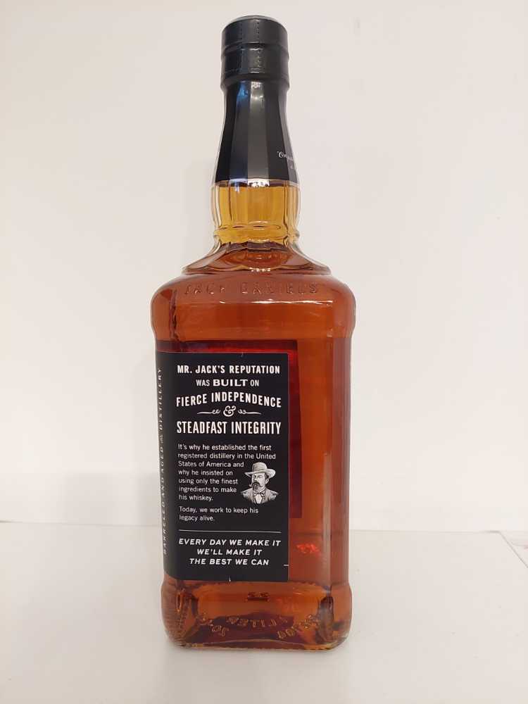 Black Label  (1000 mL) alcohol collectible - Main Image 2