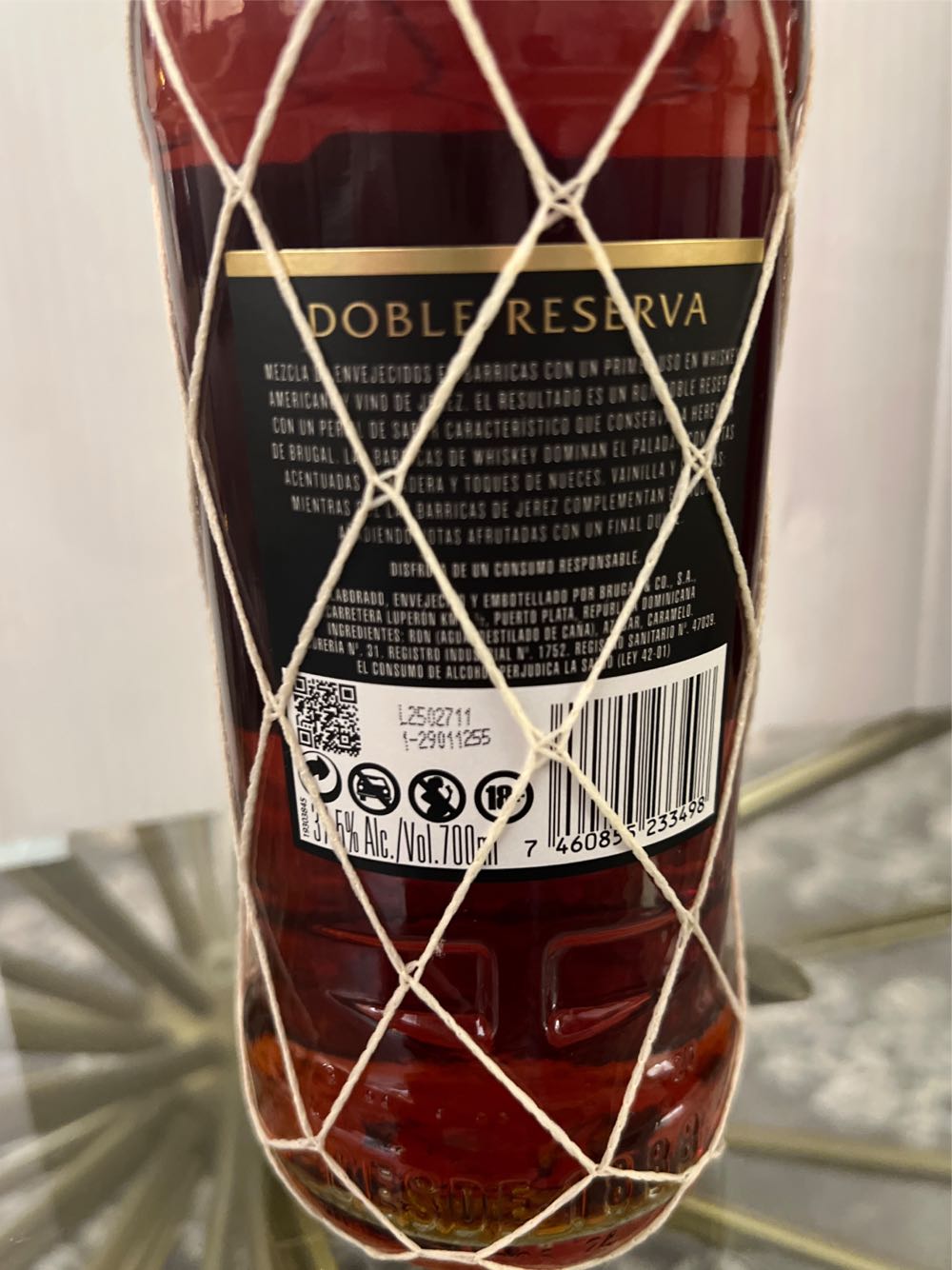 Rum Brugal Doble Reserva - Brugal & Co (700 mL) alcohol collectible [Barcode 7460855233498] - Main Image 4