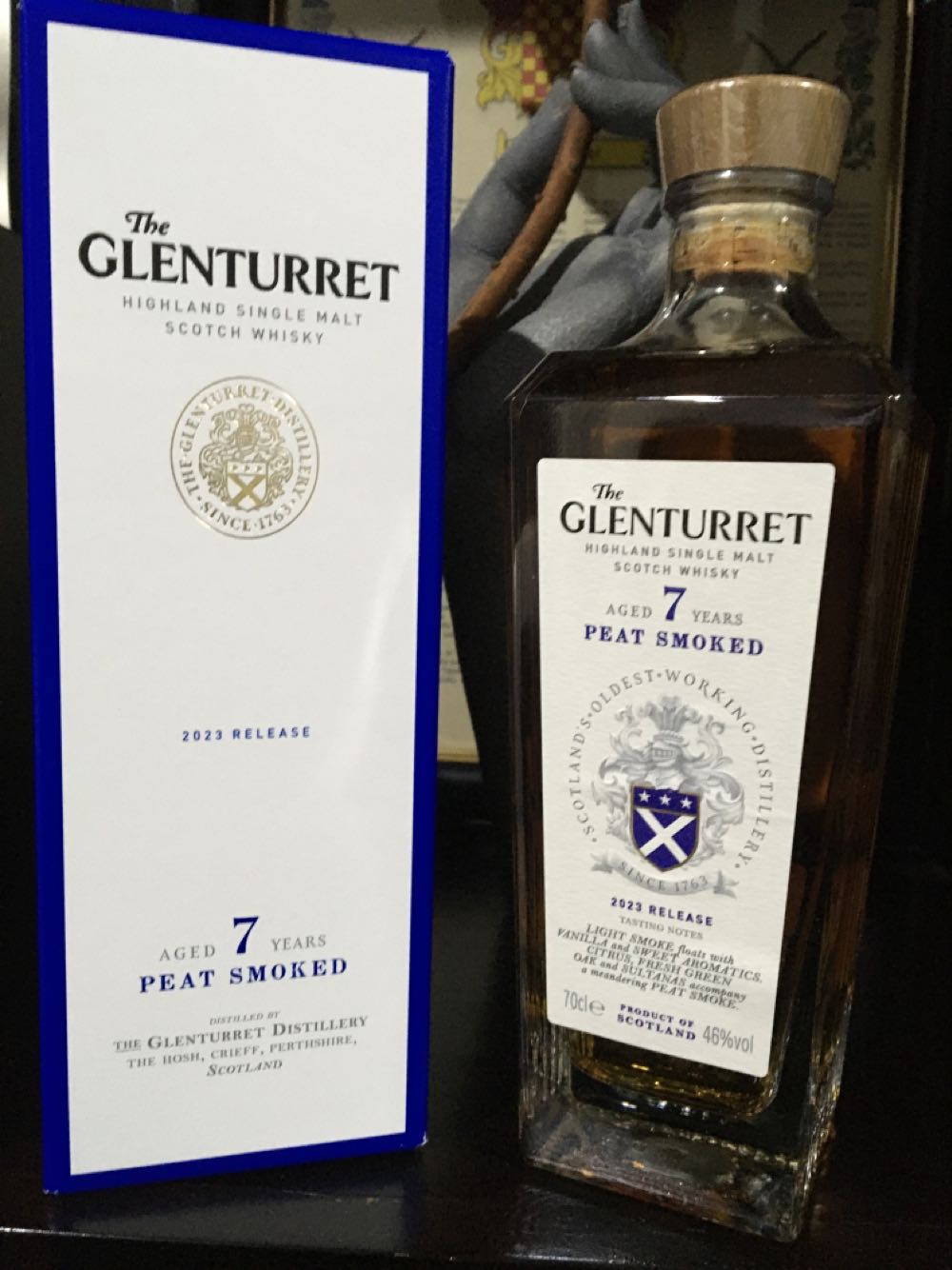 The Glenturret 7yo Pleated Smoke - Glenturret Distillery (700 mL) alcohol collectible [Barcode 5060768211068] - Main Image 2