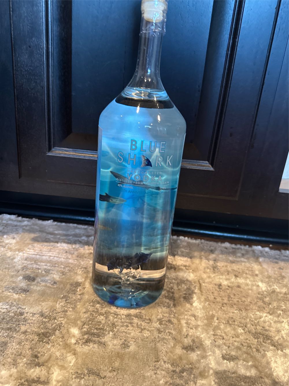 Blue Shark  alcohol collectible - Main Image 2