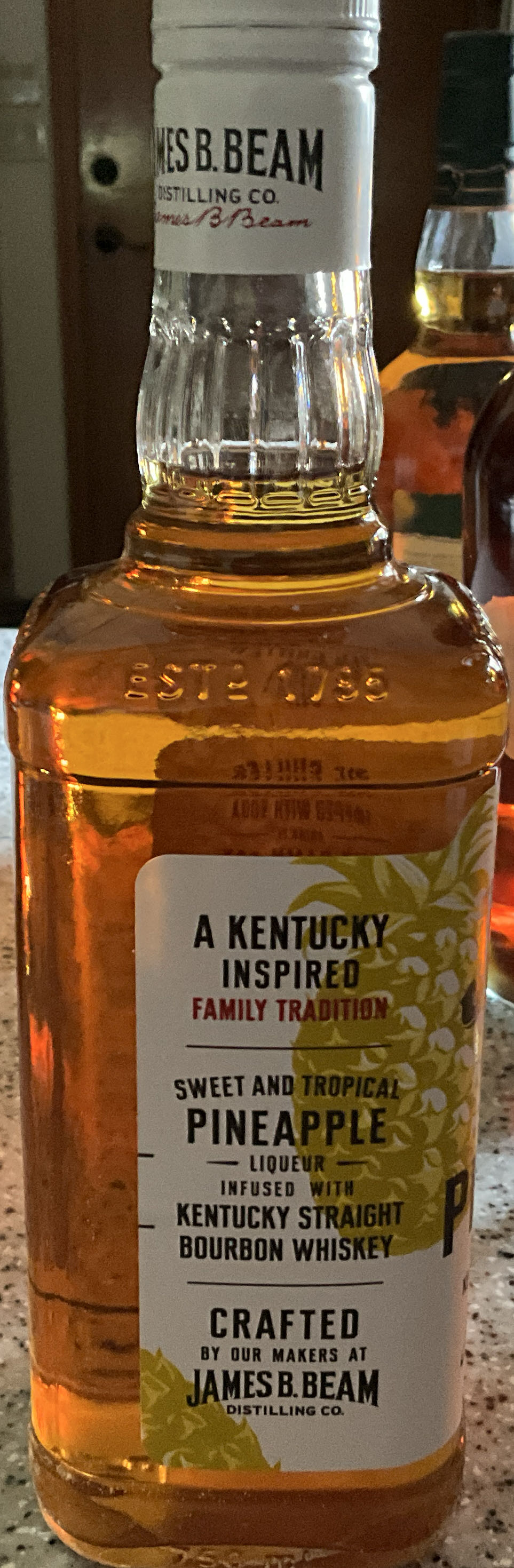 Jim Beam Pineapple Bourbon Whiskey - James Beam Distilling Co. (750 mL) alcohol collectible [Barcode 080686009955] - Main Image 3