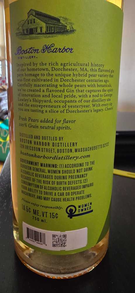 Lawley’s Pear Flavored Gin - Boston Harbor (750 mL) alcohol collectible [Barcode 851020006288] - Main Image 2