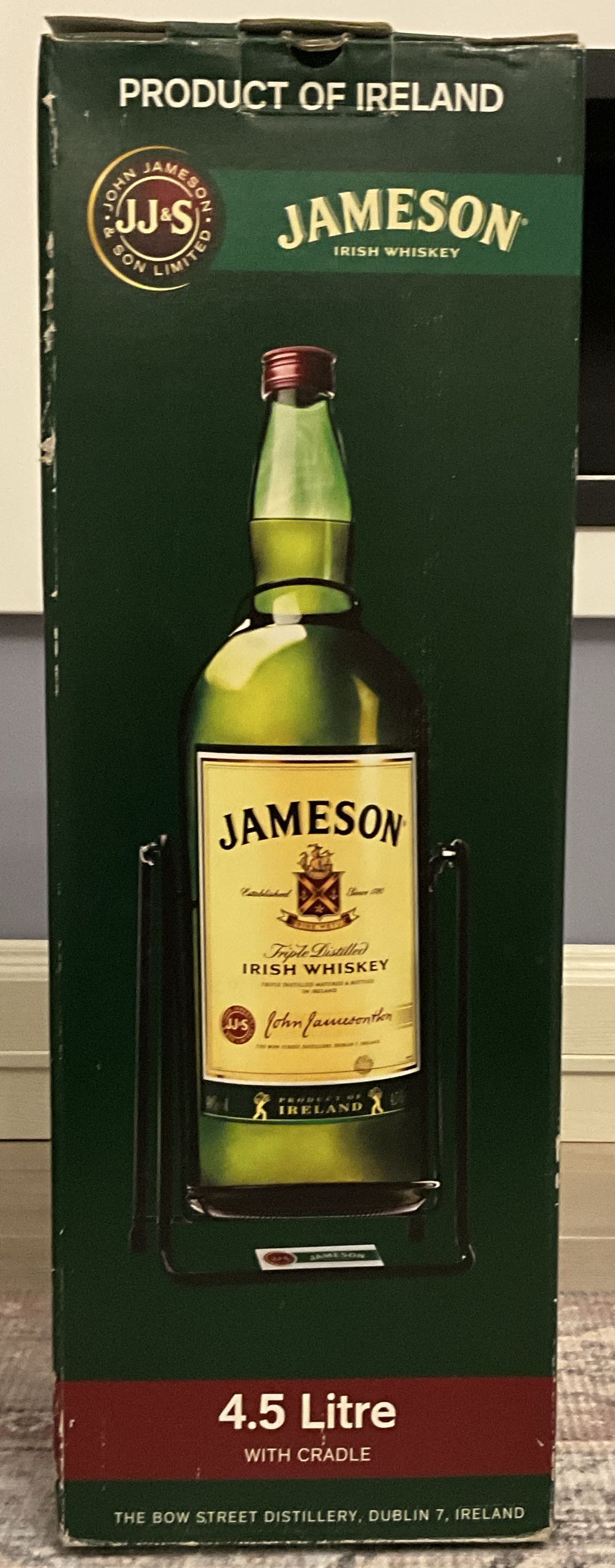 Jameson Triple Distilled  (4.5 L) alcohol collectible - Main Image 2