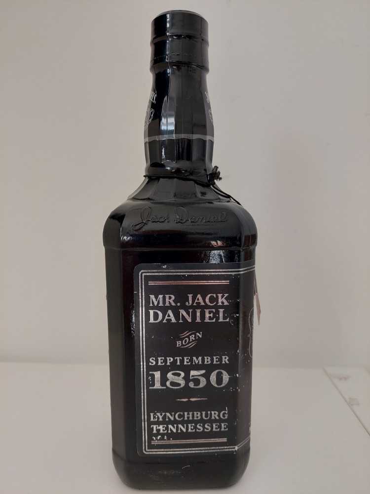 160th Birthday B421  (750 mL) alcohol collectible - Main Image 4