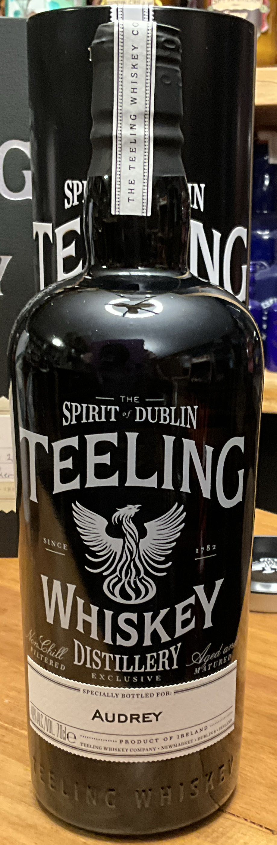 Teeling Oak Finish Distillery Exclusive Bottled For Audrey - Teeling (750 mL) alcohol collectible [Barcode 5391523270250] - Main Image 2