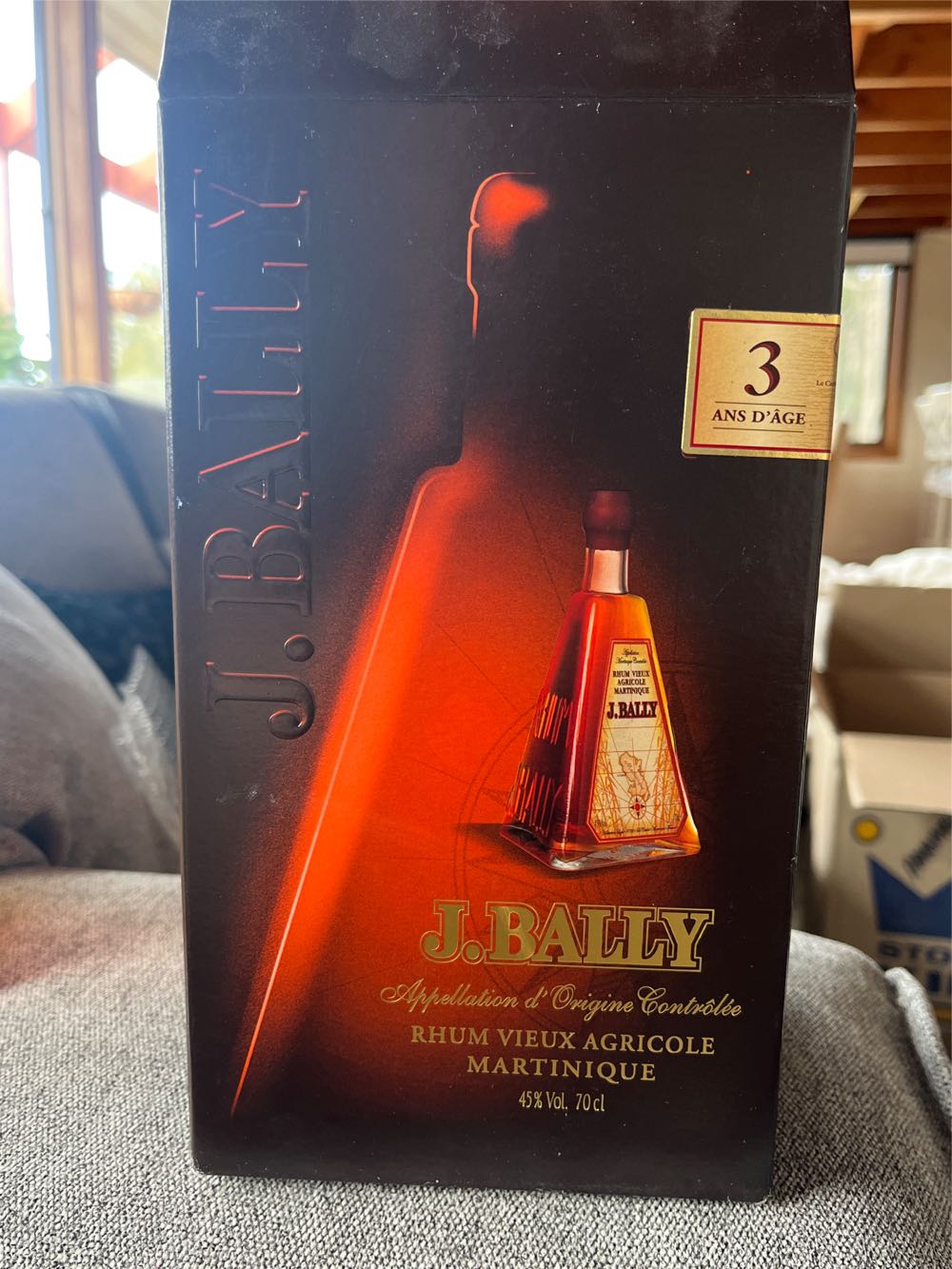 J. Bally Rhum Vieux 3 0.7l Rum Agricole Martinique Vo J.bally Pyramide Years 45% 07l Vol. Ром  (700 mL) alcohol collectible [Barcode 3147699105368] - Main Image 3