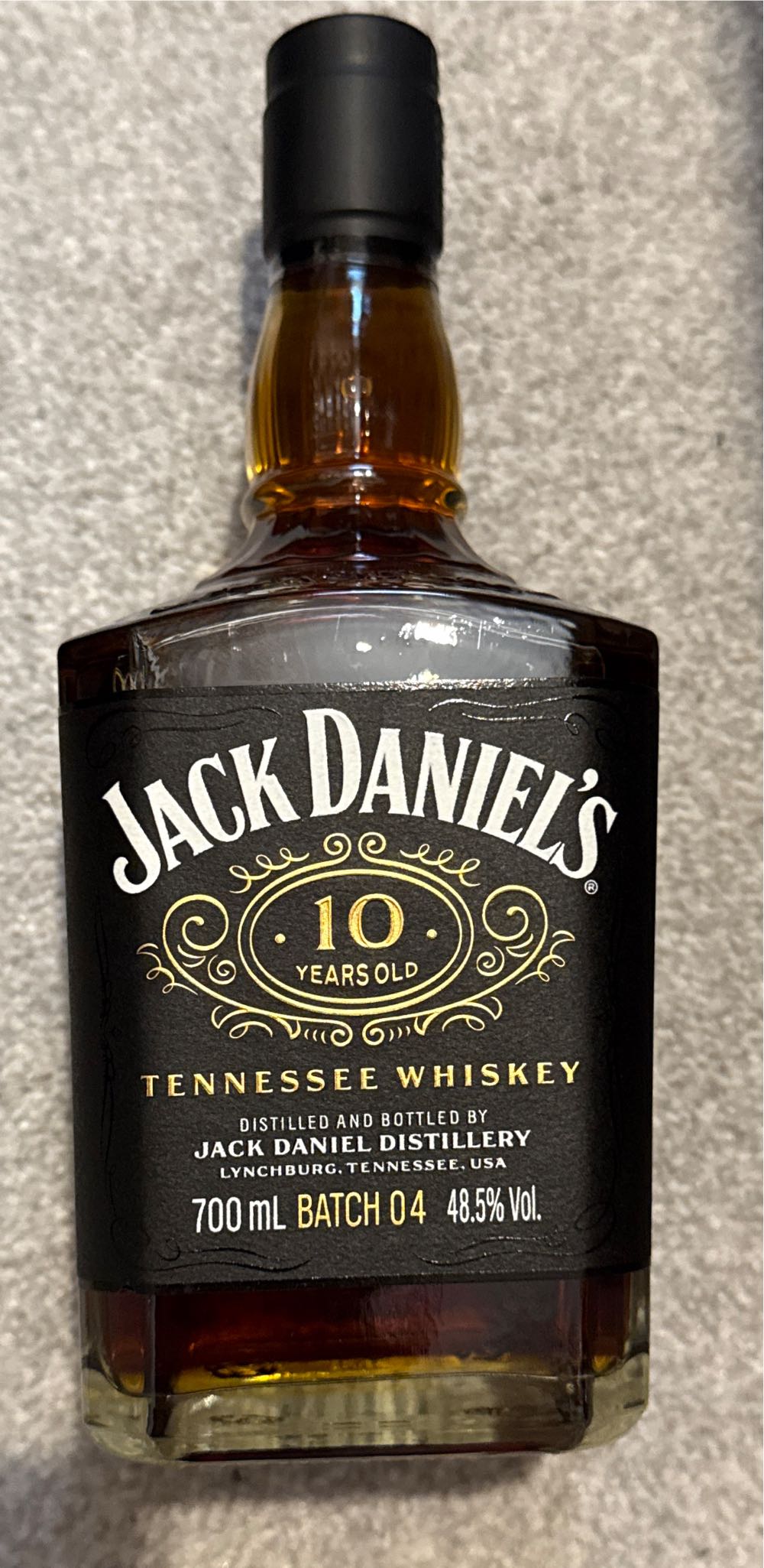 Jack Daniels 10 Year Old Batch 4 - Jack Daniel’s (700 mL) alcohol collectible [Barcode 5099873031100] - Main Image 2