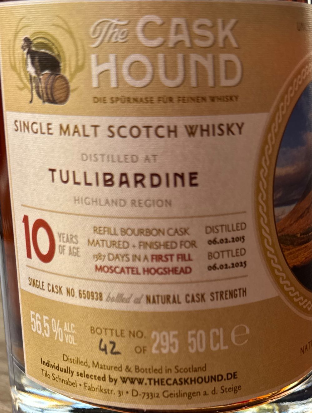 Tullibardin 10 Years - The Caskhound (500 mL) alcohol collectible - Main Image 2