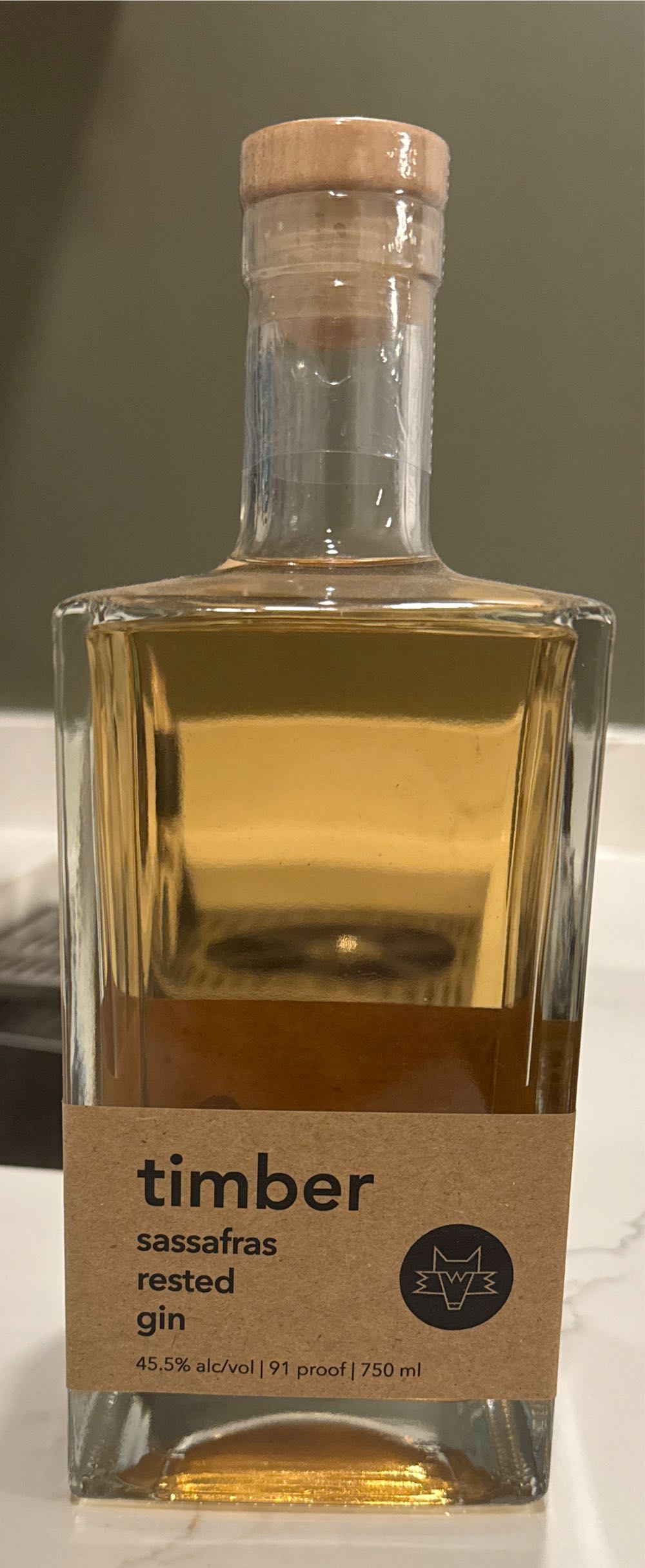 Gray Wolf Timber Gin  alcohol collectible [Barcode 866149000321] - Main Image 2