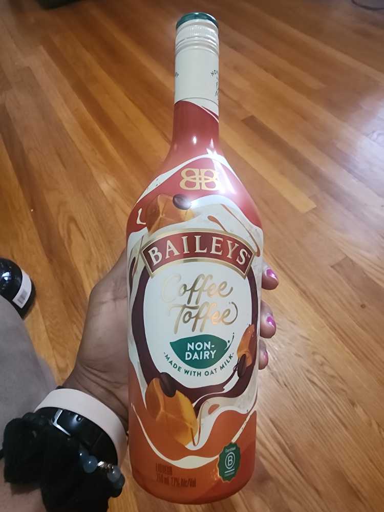 Middle West Napoleon Calvados Cask Finished Whiskey