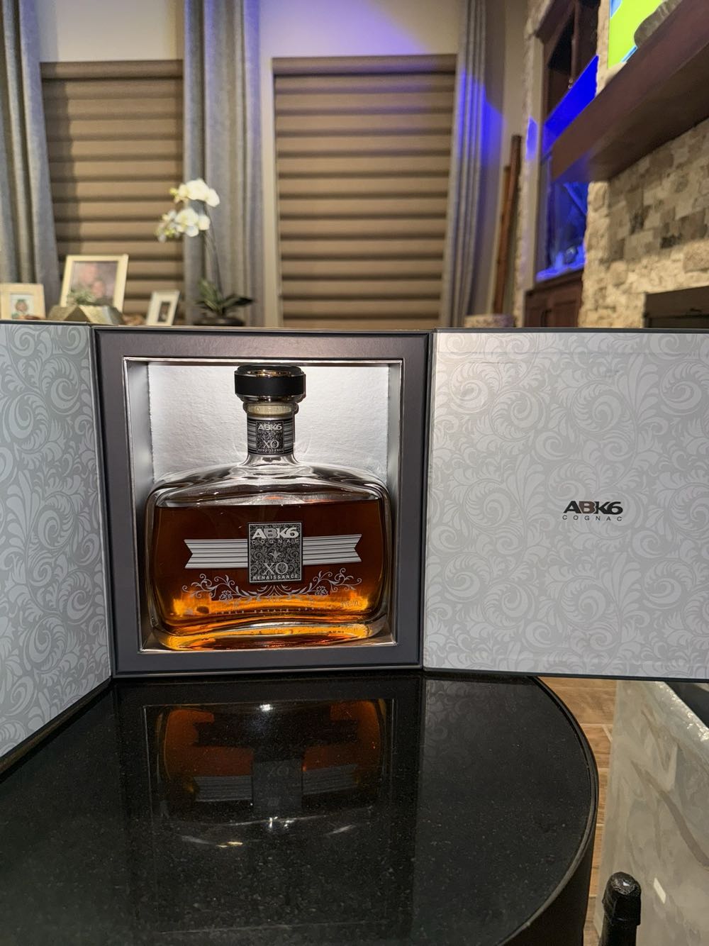 Cognac - Abk6 Cognac Abk6 Xo Renaissance 1 X 0.7 L Single Estate 40% 0.7l  alcohol collectible [Barcode 879228056119] - Main Image 2