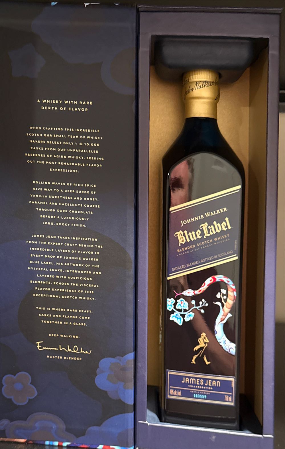 Whisky - Johnnie Walker Blue Label Year Of The Snake Limited 750 Ml James Dean Design - Johnnie Walker & Sons (750 mL) alcohol collectible [Barcode 088076189911] - Main Image 2