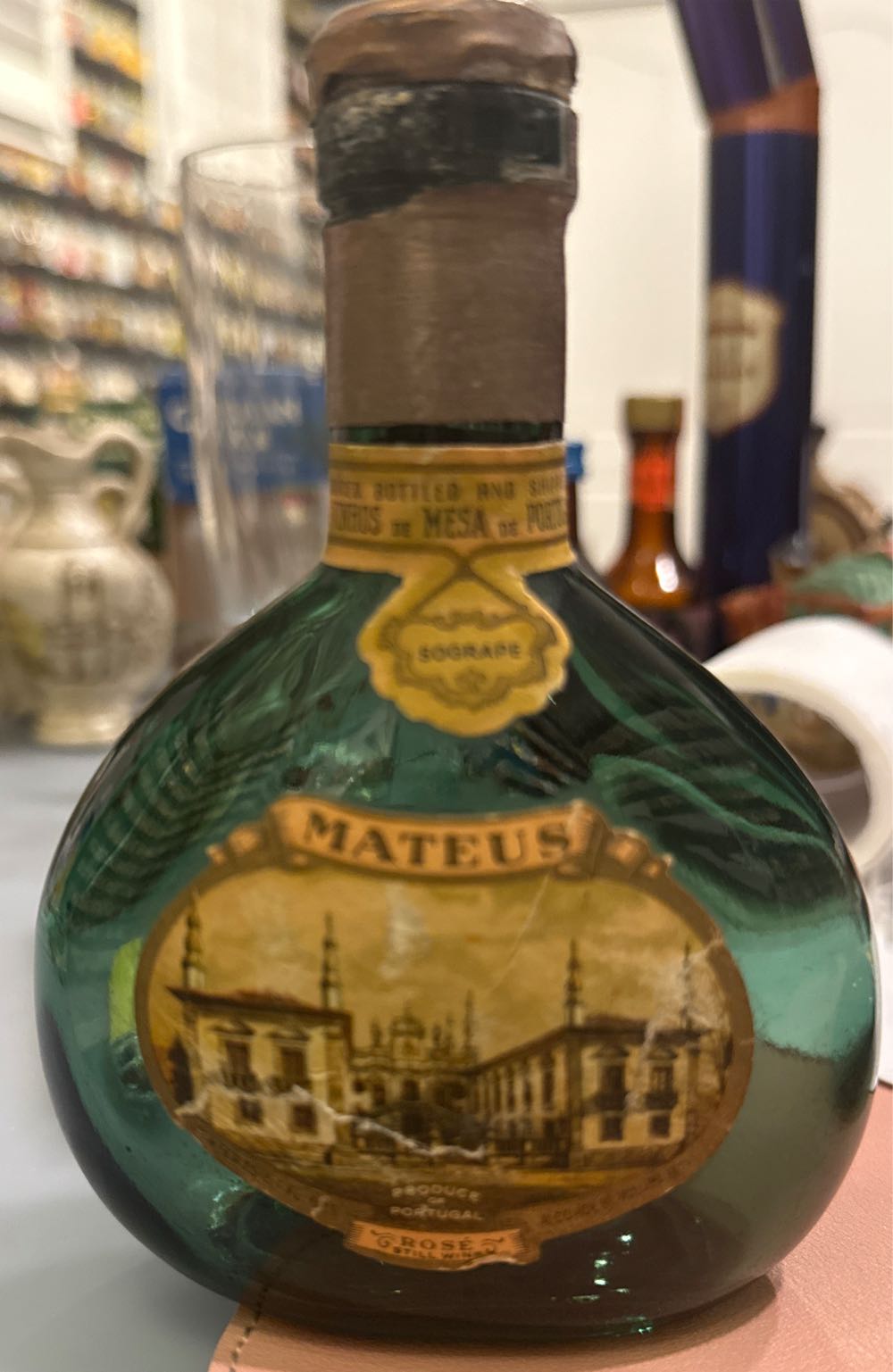 Vintage - Mateus Rose Still Wine   alcohol collectible [Barcode 088471010117] - Main Image 2